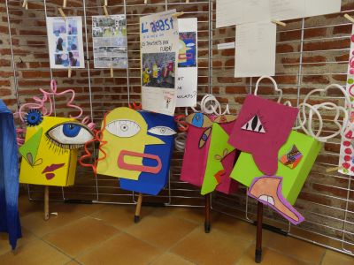 Les personnages créés par la Calandreta de Rodez © 
